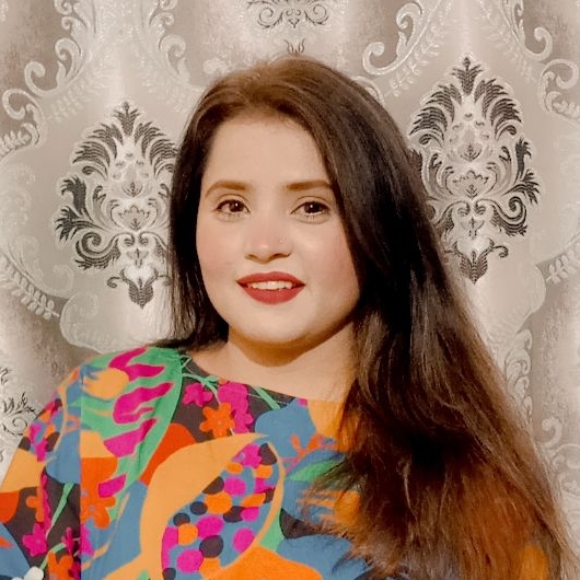 اقرا بچل ہیڈ شاٹ